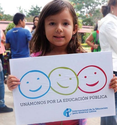 Logo de la campagne de l'Internationale de l'éducation « Uni-es pour l'éducation de qualité »
