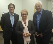 Christian Blanchette, doyen de la FEP de l'UdeM, Léa Cousineau, présidente de l'ICÉA et Alan Tuckett, président du CIÉA